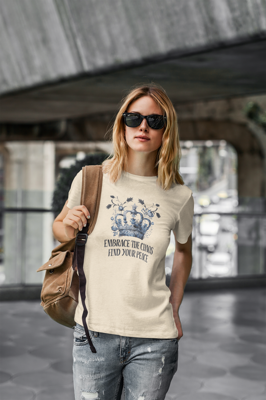 MARXIÈRE Damenshirt - „EMBRACE THE CHAOS“ – BLEU ROYAL - MARXIÈRE-Fashion